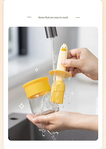 2-in-1 Oil Dispenser & Silicone Basting Brush Bottle – Cute Duck Design for BBQ, Baking & Cooking